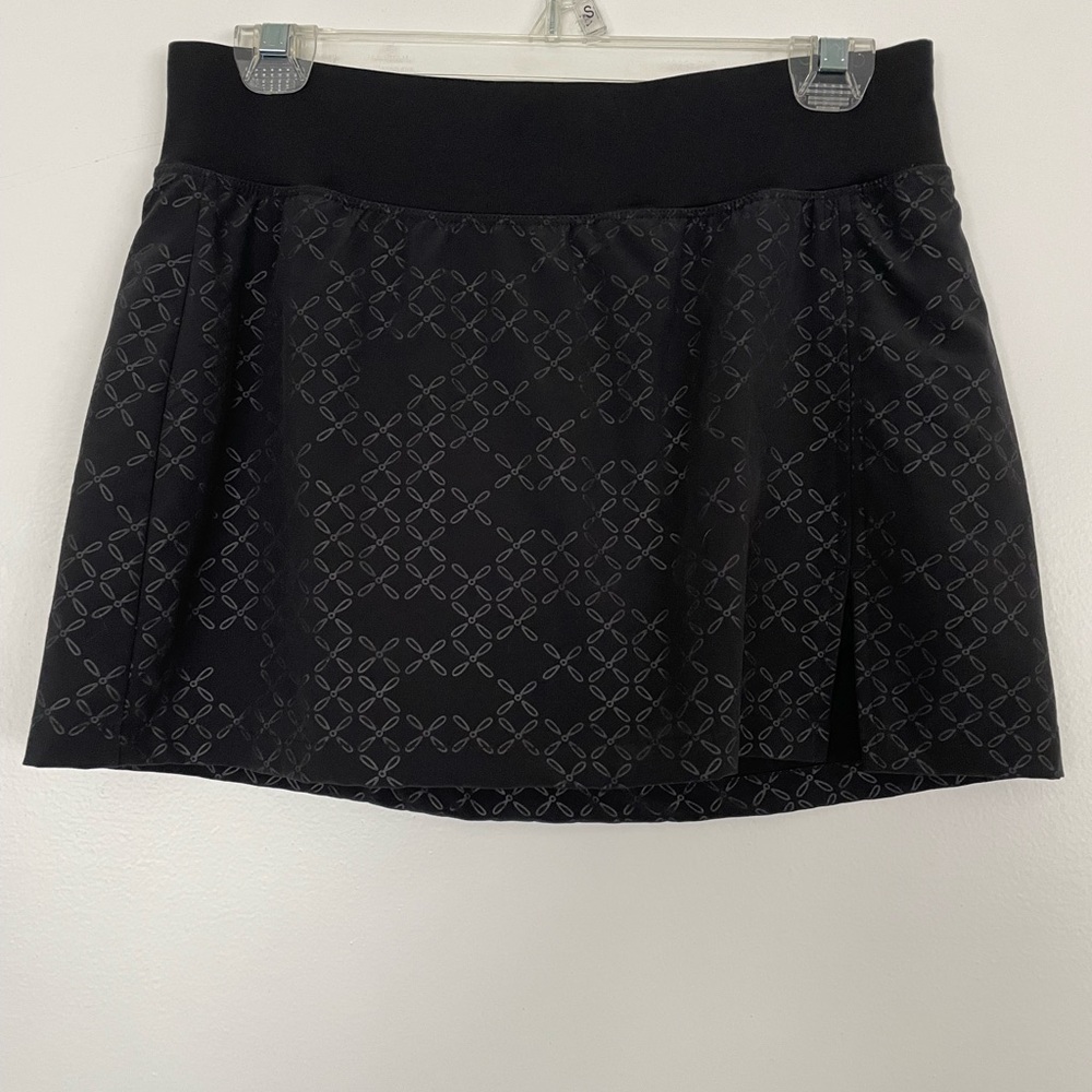Black tek gear skort
